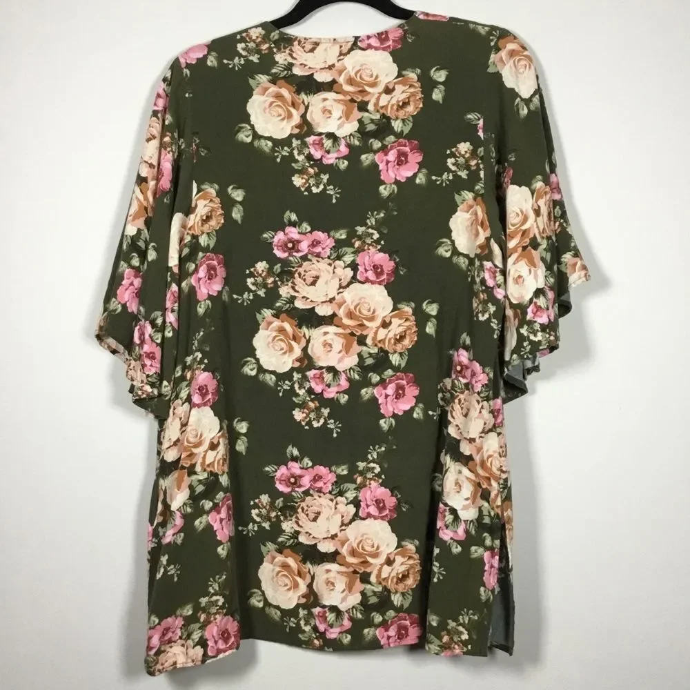 Mossy green with roses open front bell sleeve duster robe size Small oversized